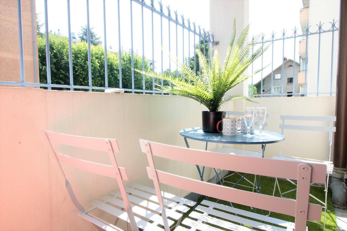 Ferienwohnung Brooklyn Proche De La Gare Annecy Exterior foto